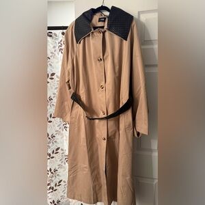 Cider Tan and Black Women's Trench Coat, size 3X